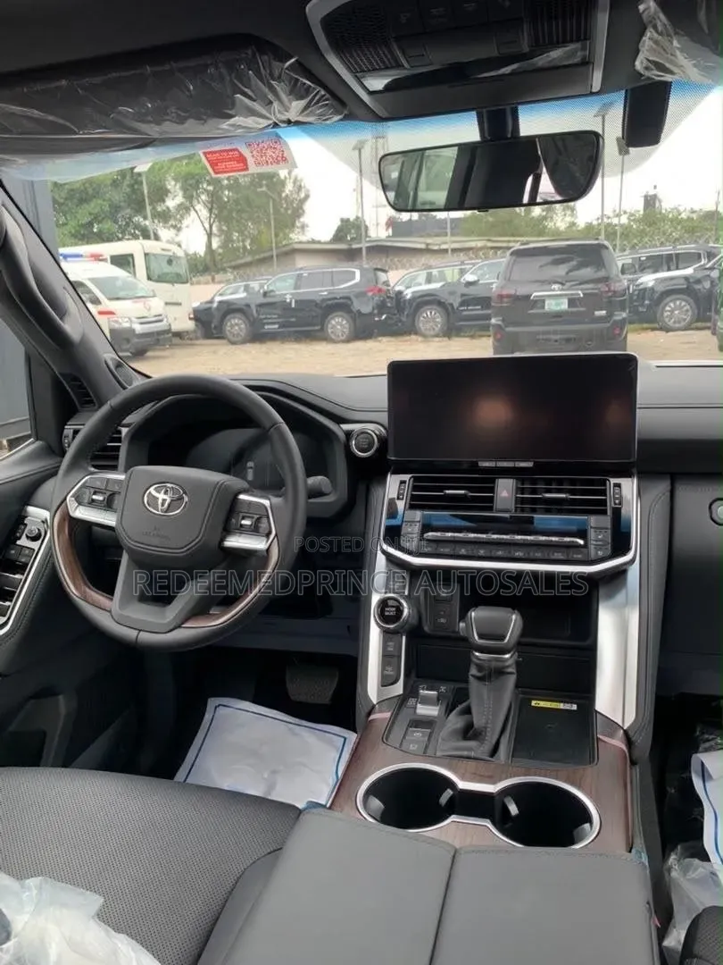 New Toyota Land Cruiser Standard 2026 Black