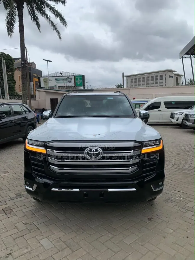 New Toyota Land Cruiser Standard 2026 Black