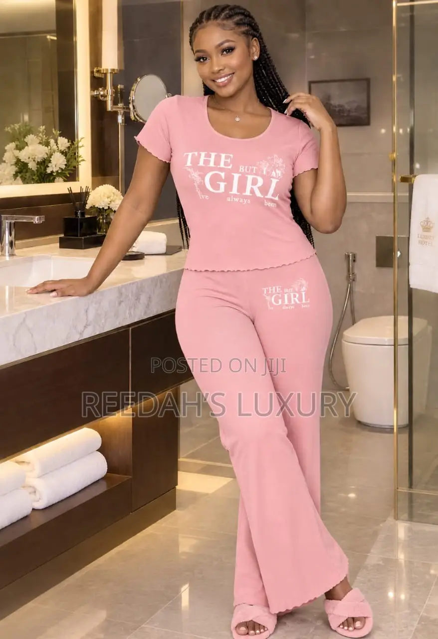 The "That Girl" Lounge Set
