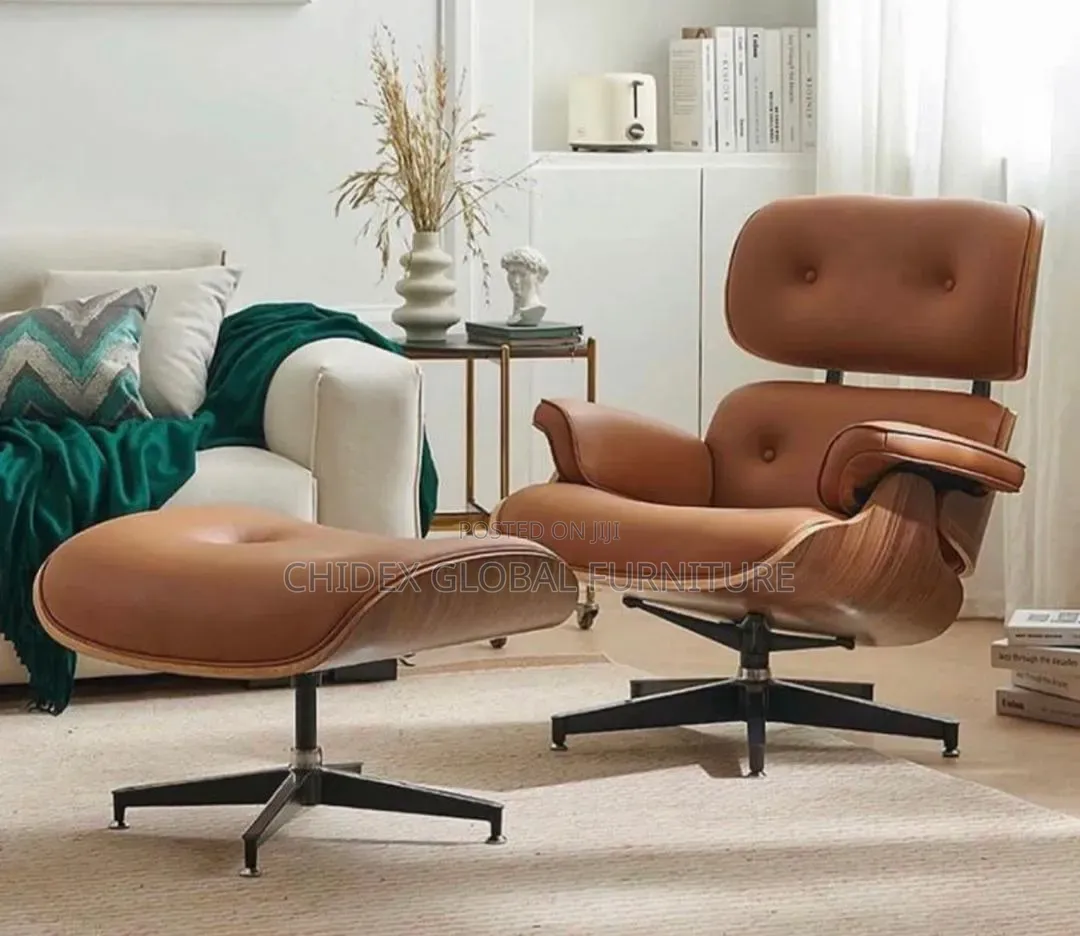 Swivel Relaxing Chair With Footrest