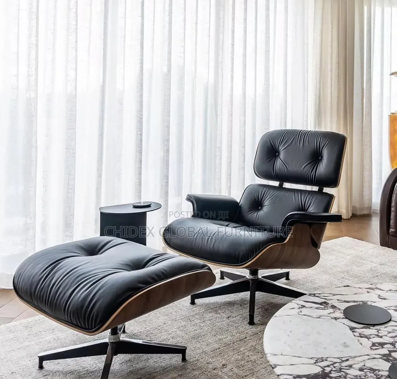 Swivel Relaxing Chair With Footrest