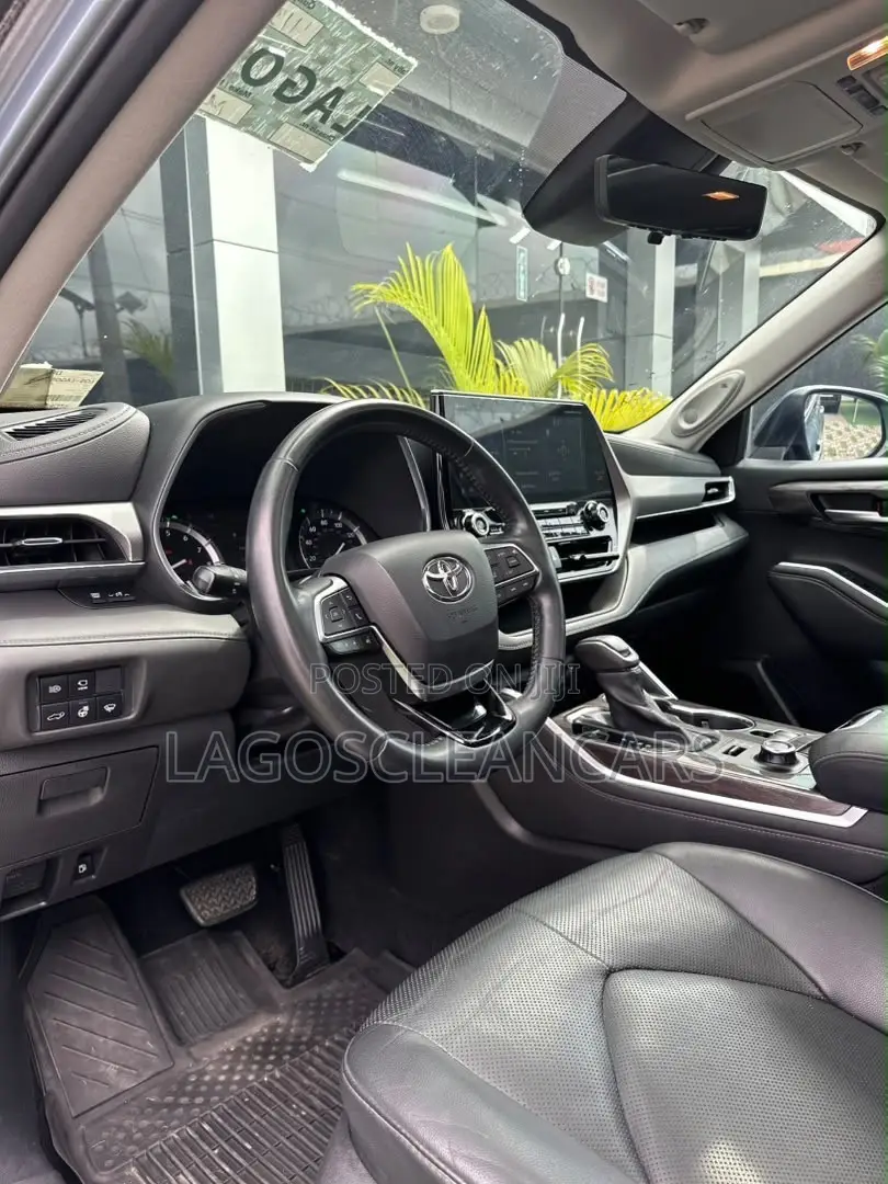 Toyota Highlander Platinum AWD 2020