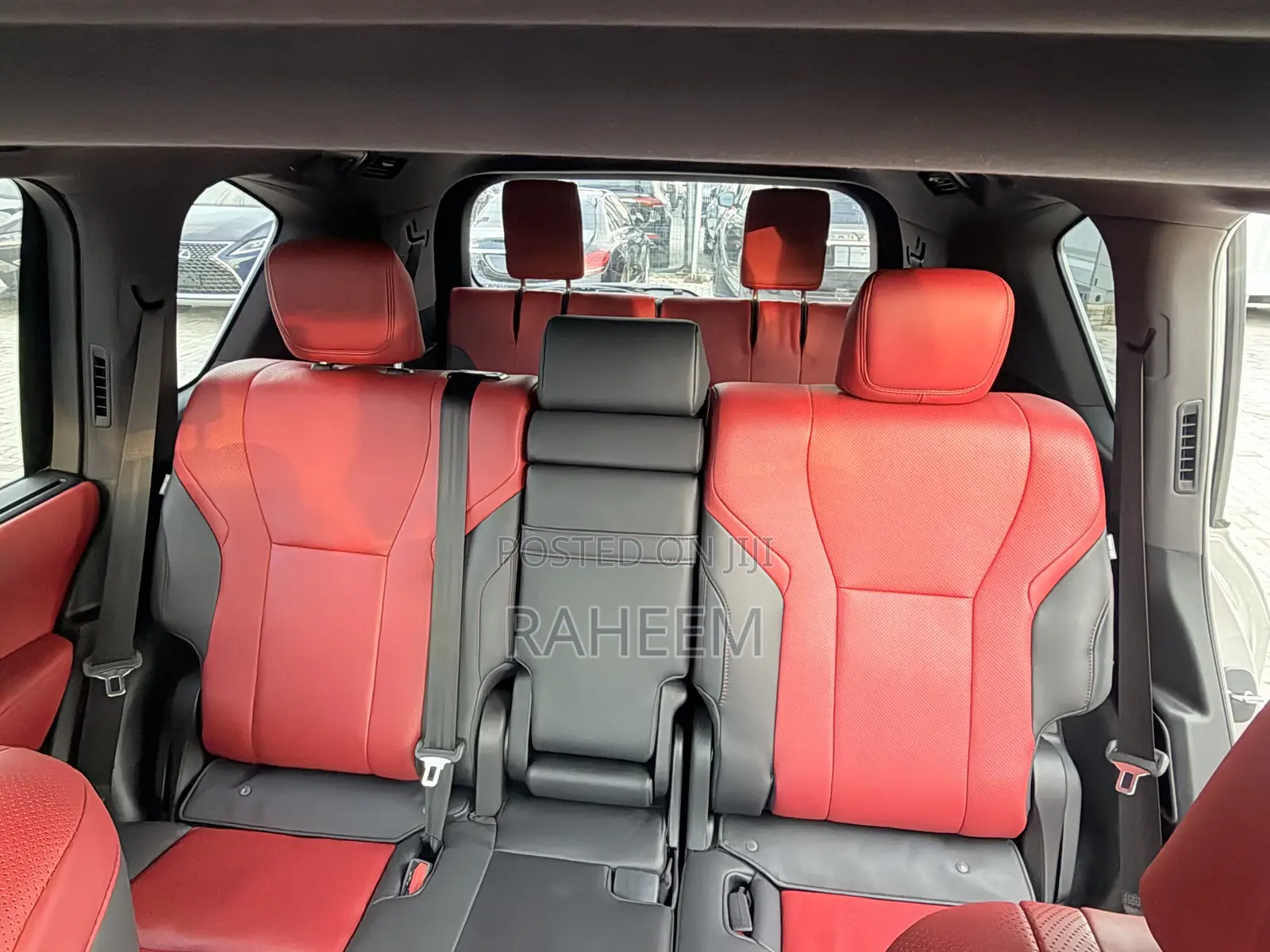 Lexus LX 600 2024 Gold