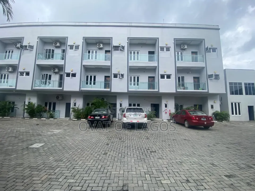 4bdrm Duplex in Ilaje, Ado / Ajah for rent
