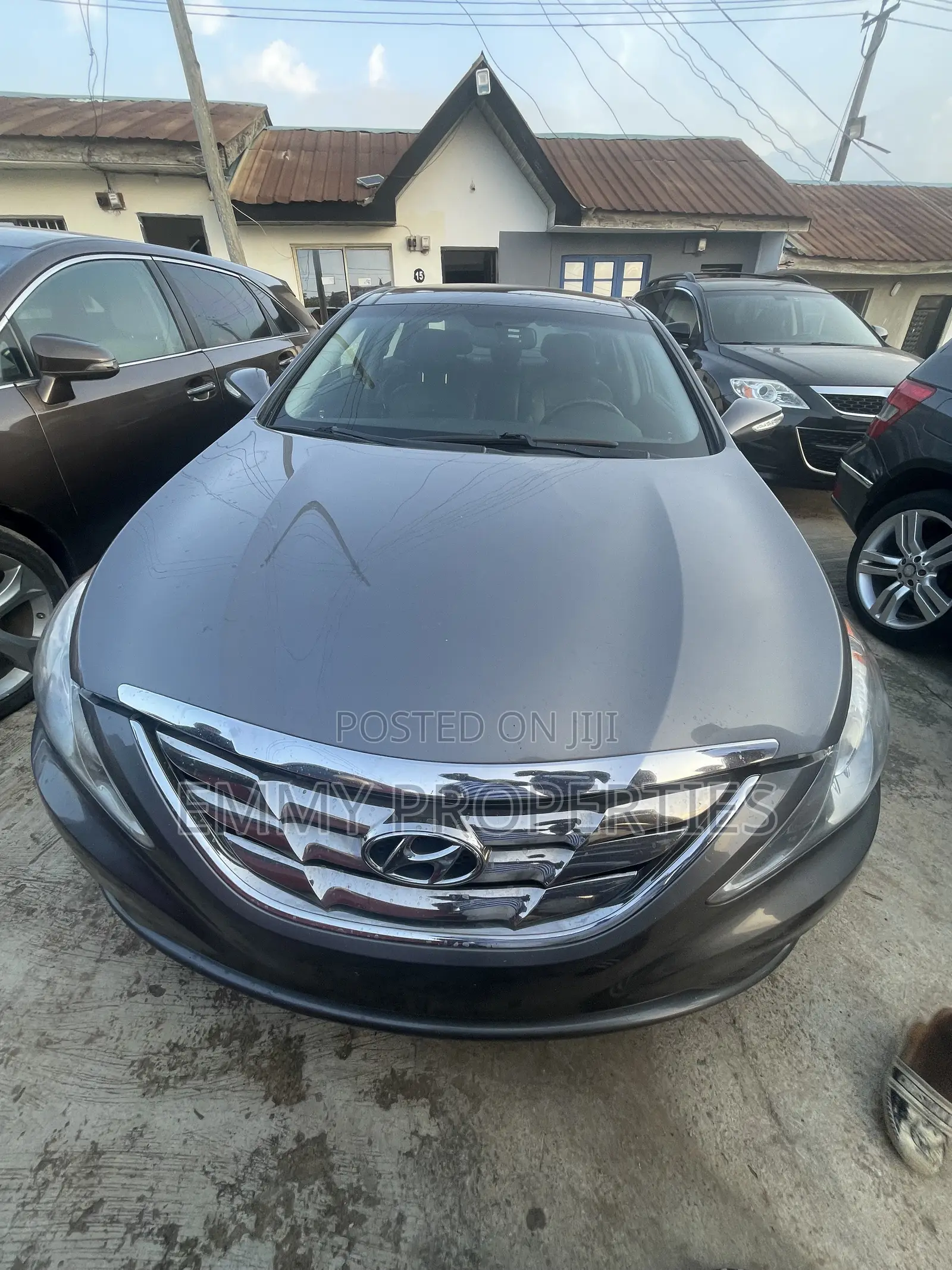 Hyundai Sonata Limited 2.0T Sedan (2.0L 4cyl 6A) 2013 Gray