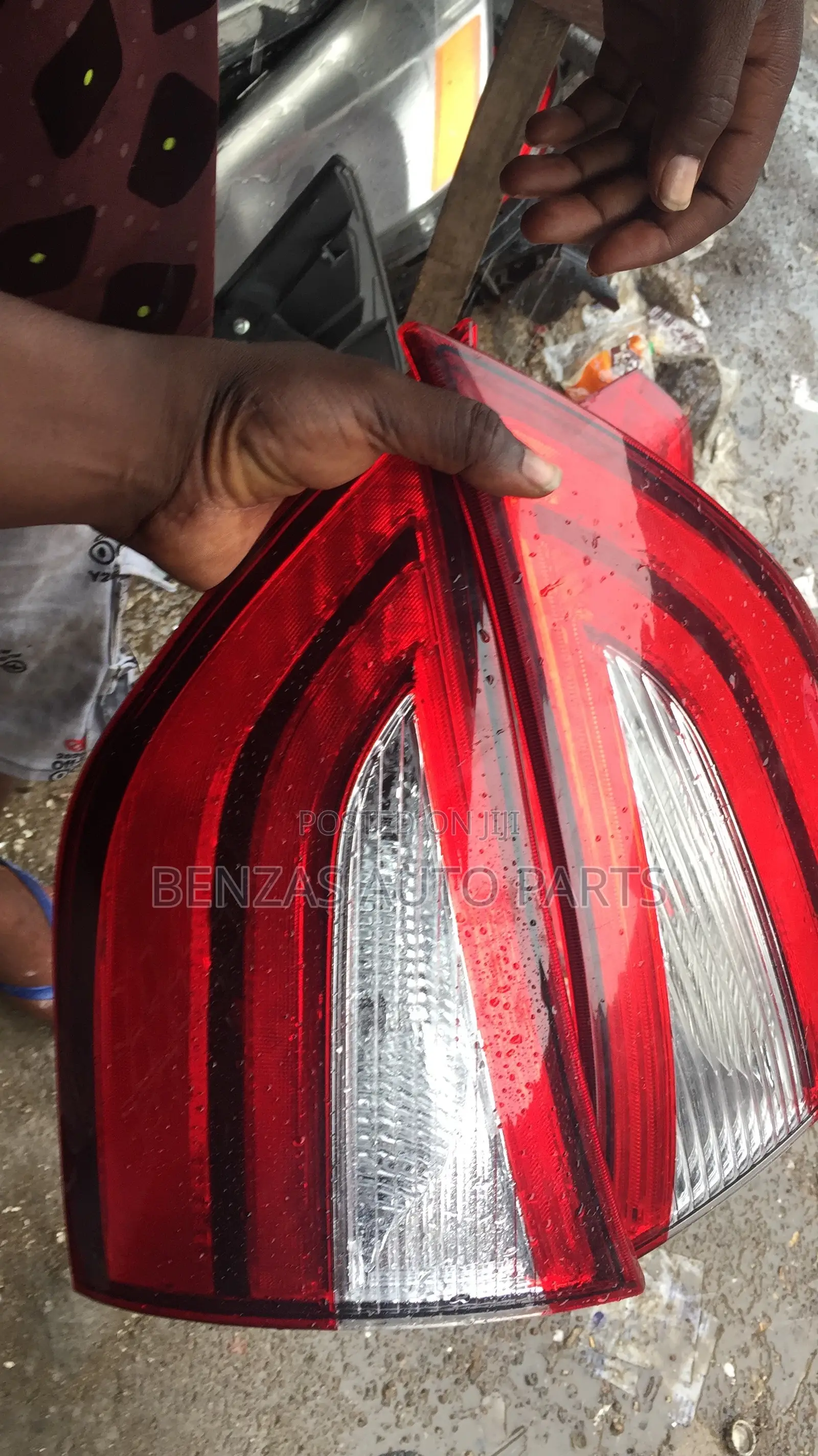 Toyota Sienna 2016 Booth Light Replacement