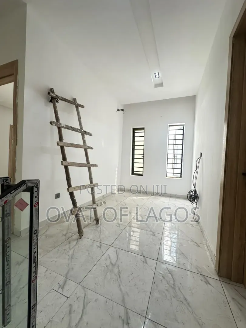 4bdrm Duplex in Orchid, Lekki Expressway for sale