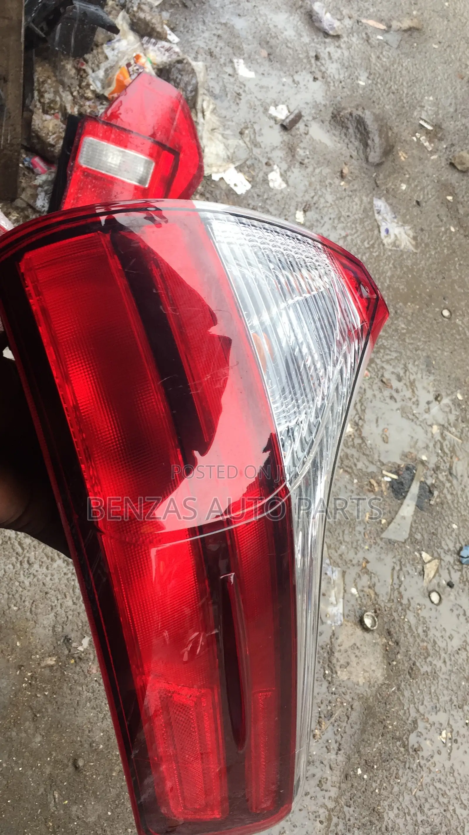 Toyota Sienna 2016 Booth Light Replacement