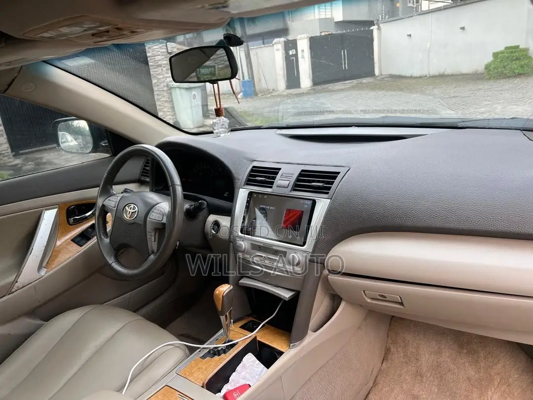 Toyota Camry XLE V6 4dr Sedan (3.5L 6cyl 6AM) 2009 Black
