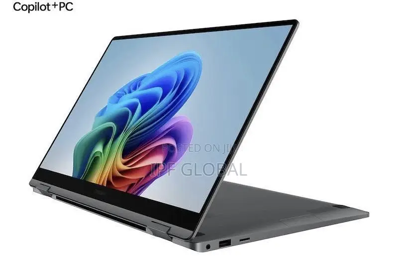 New Laptop Samsung 16GB Intel Core Ultra 7 SSD 512GB