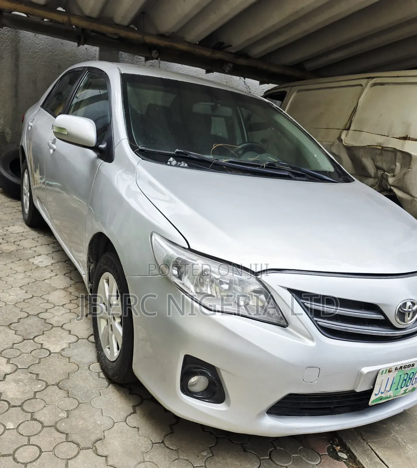 Toyota Corolla 2012 Silver