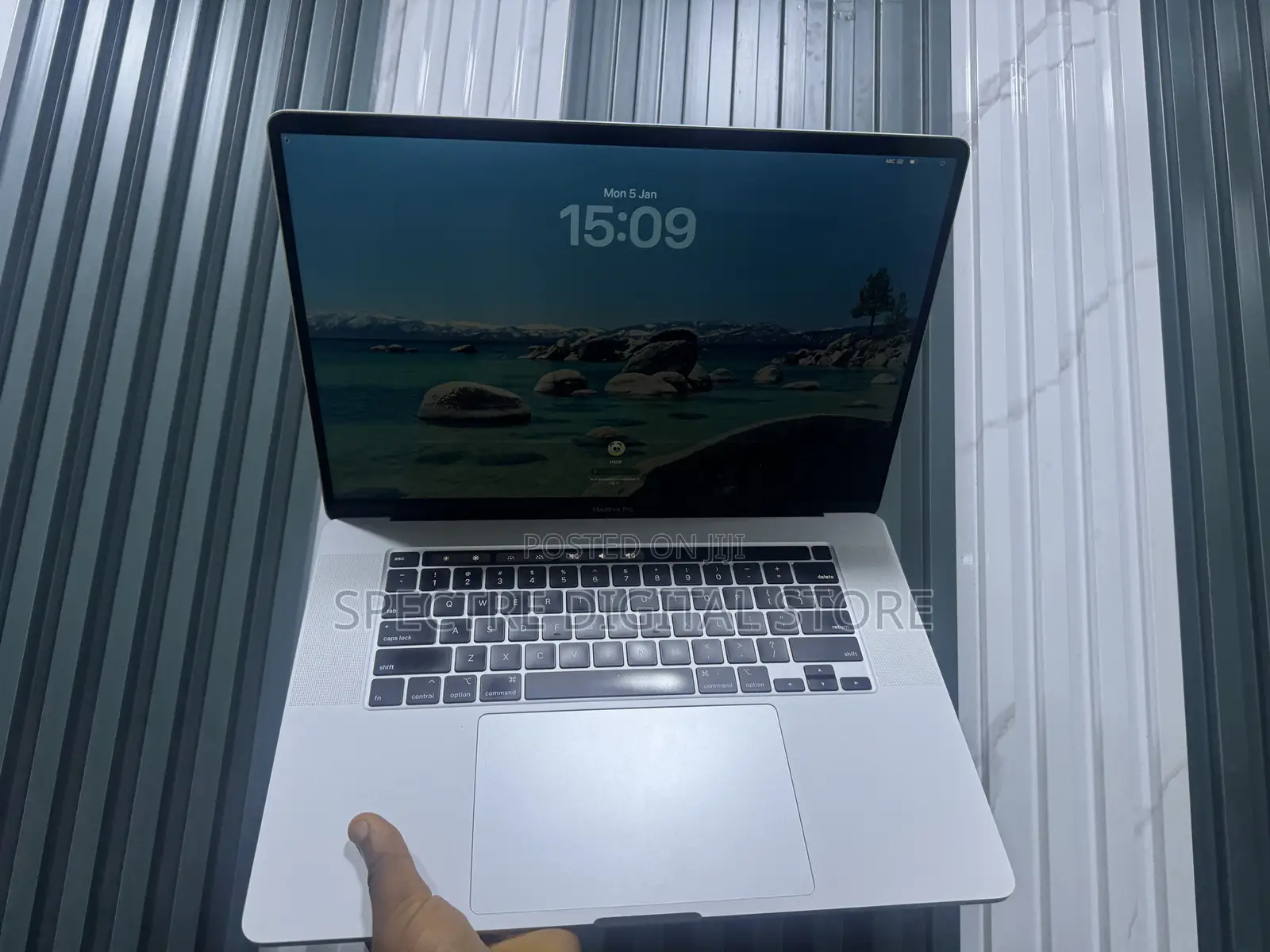 Laptop Apple MacBook Pro 2019 32GB Intel Core i9 SSD 2T