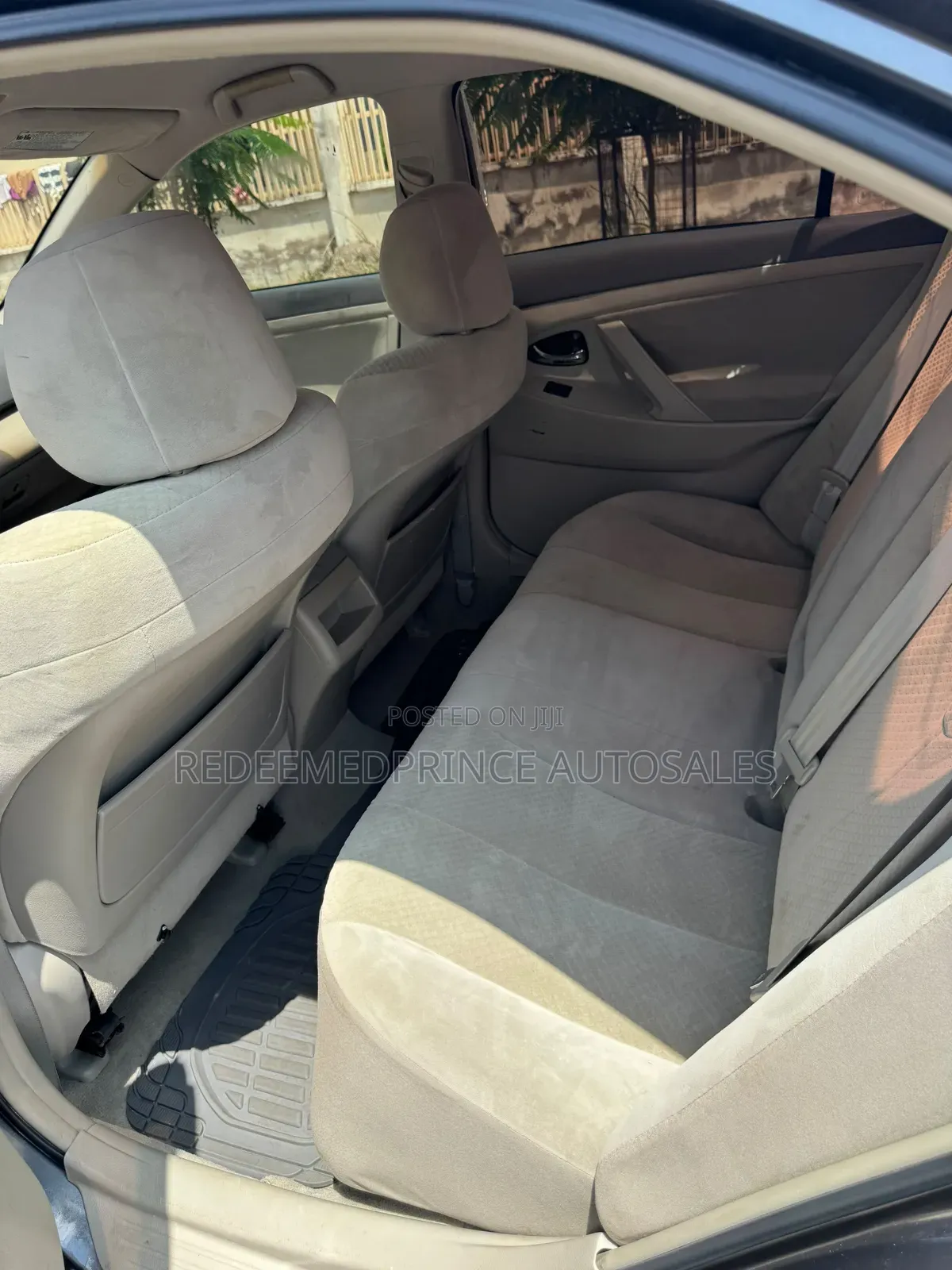 Toyota Camry LE 4dr Sedan (2.4L 4cyl 5A) 2009 Gray