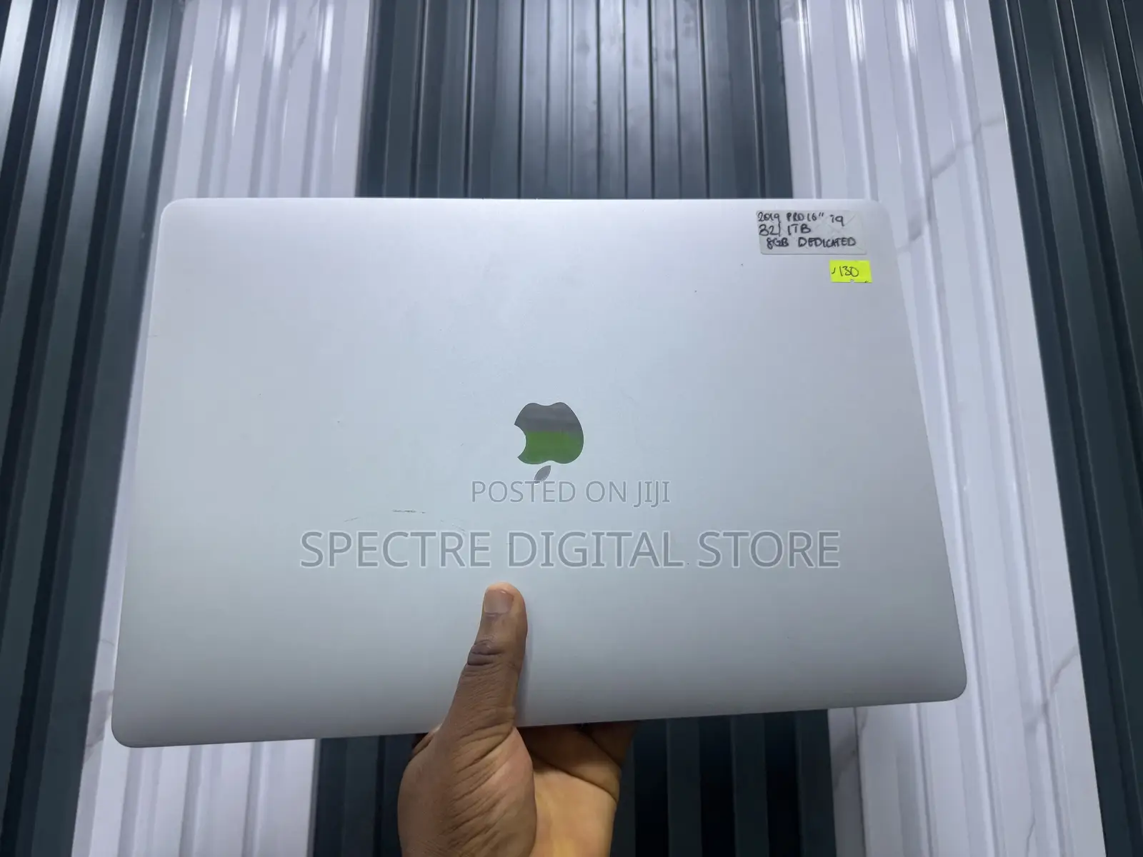 Laptop Apple MacBook Pro 2019 32GB Intel Core i9 SSD 1T