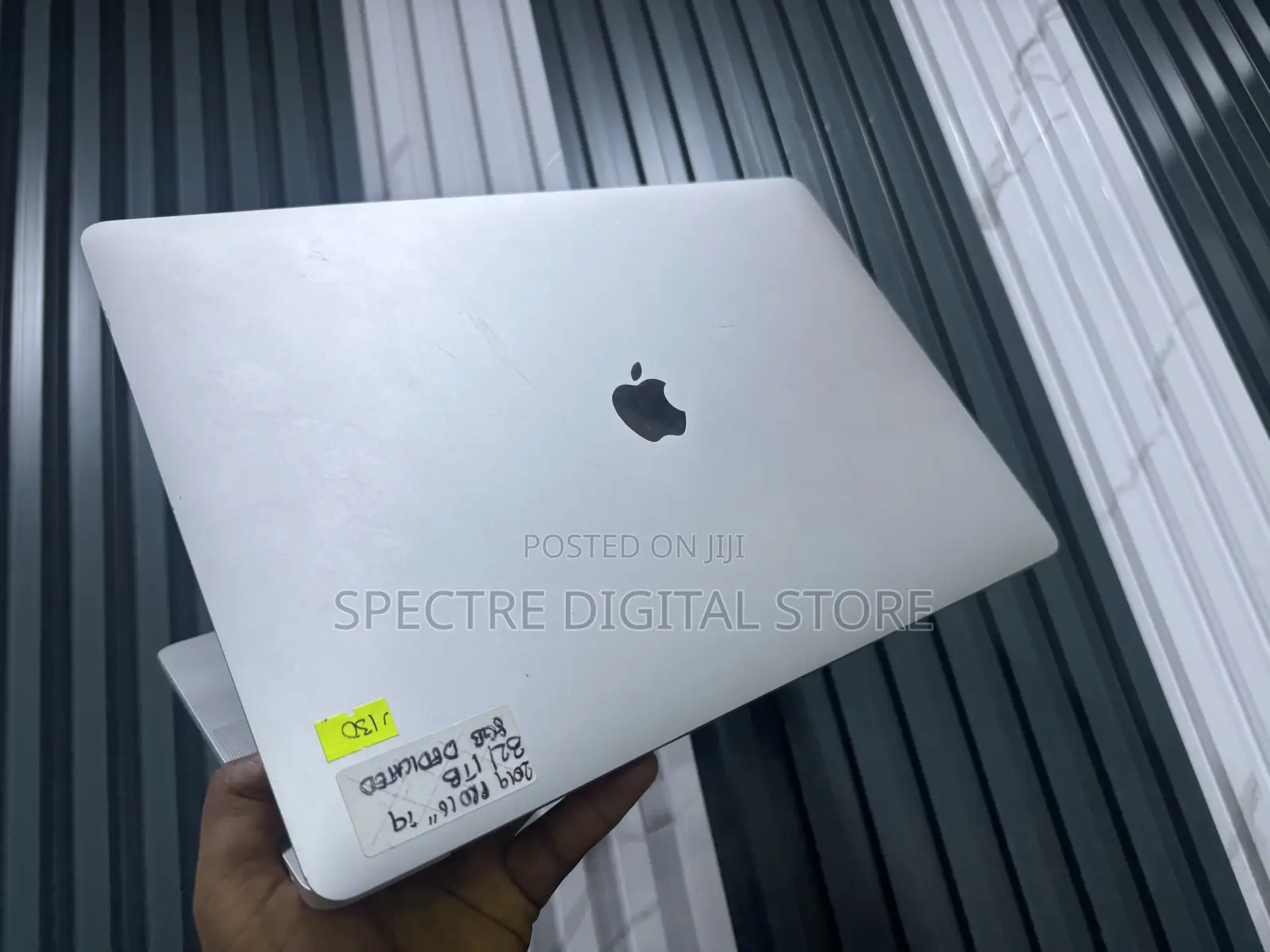 Laptop Apple MacBook Pro 2019 32GB Intel Core i9 SSD 1T