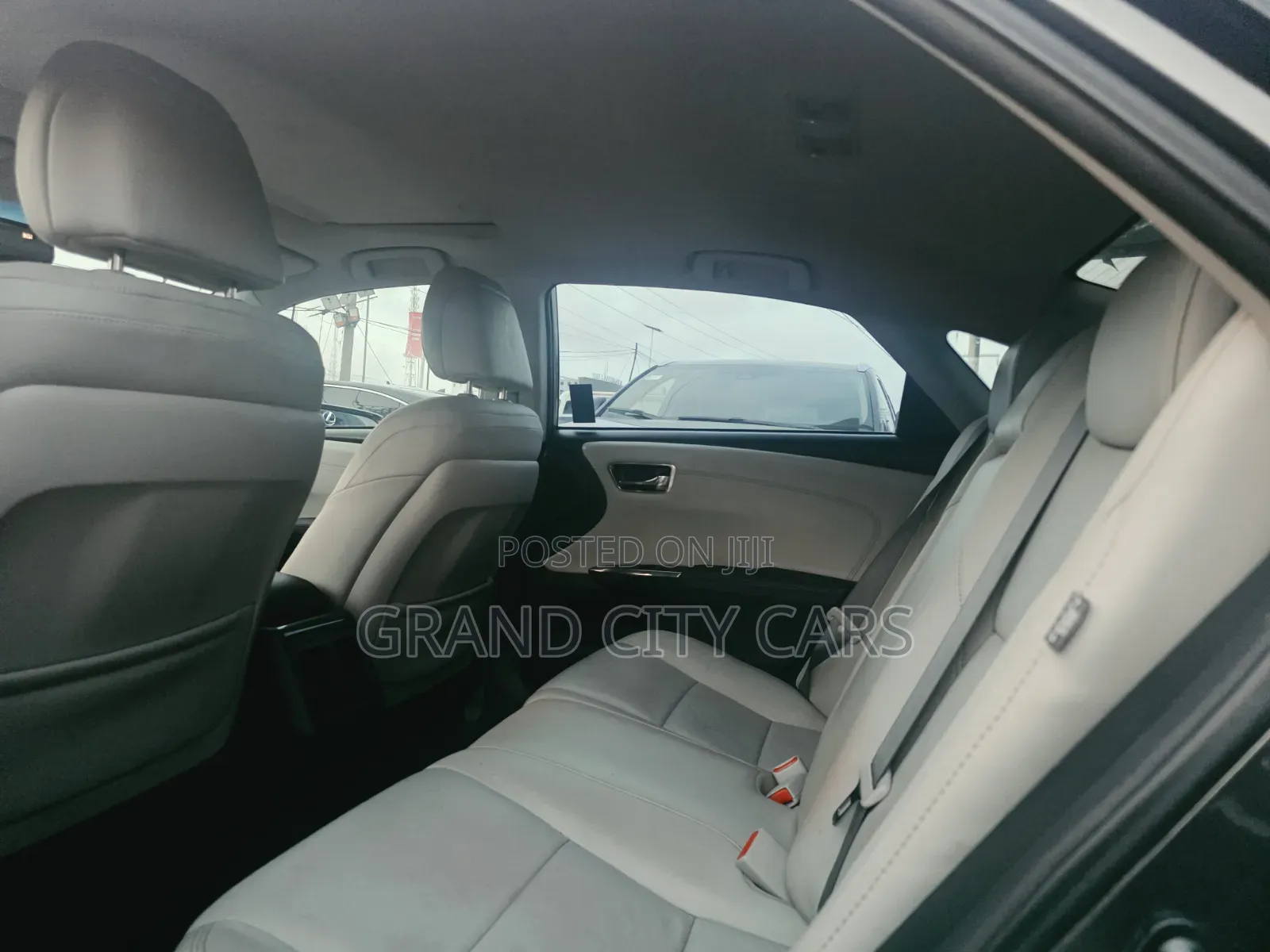 Toyota Avalon XLE Premium Sedan FWD (3.5L 6cyl 6A) 2013 Gray