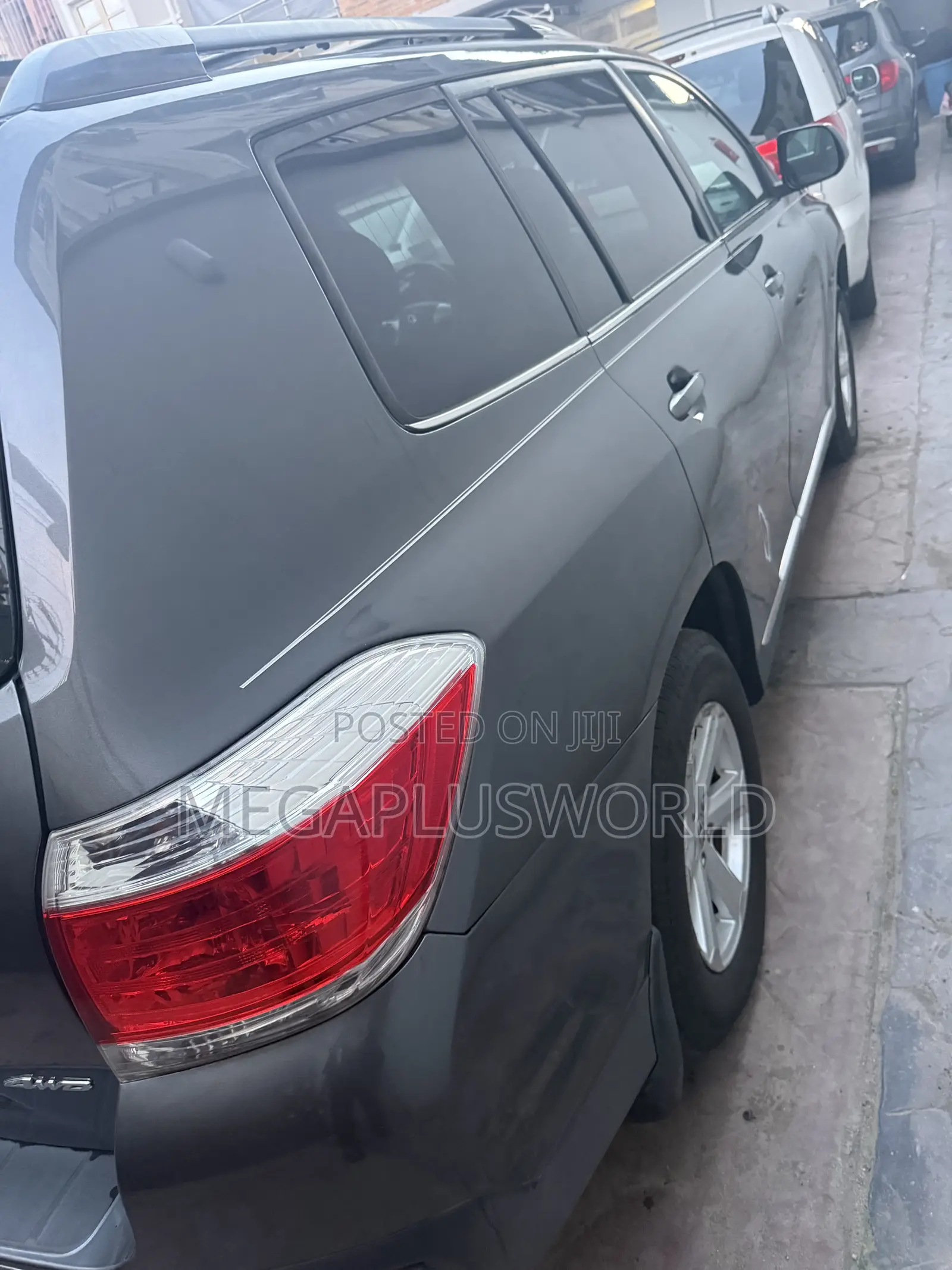 Toyota Highlander Limited 2012 Gray