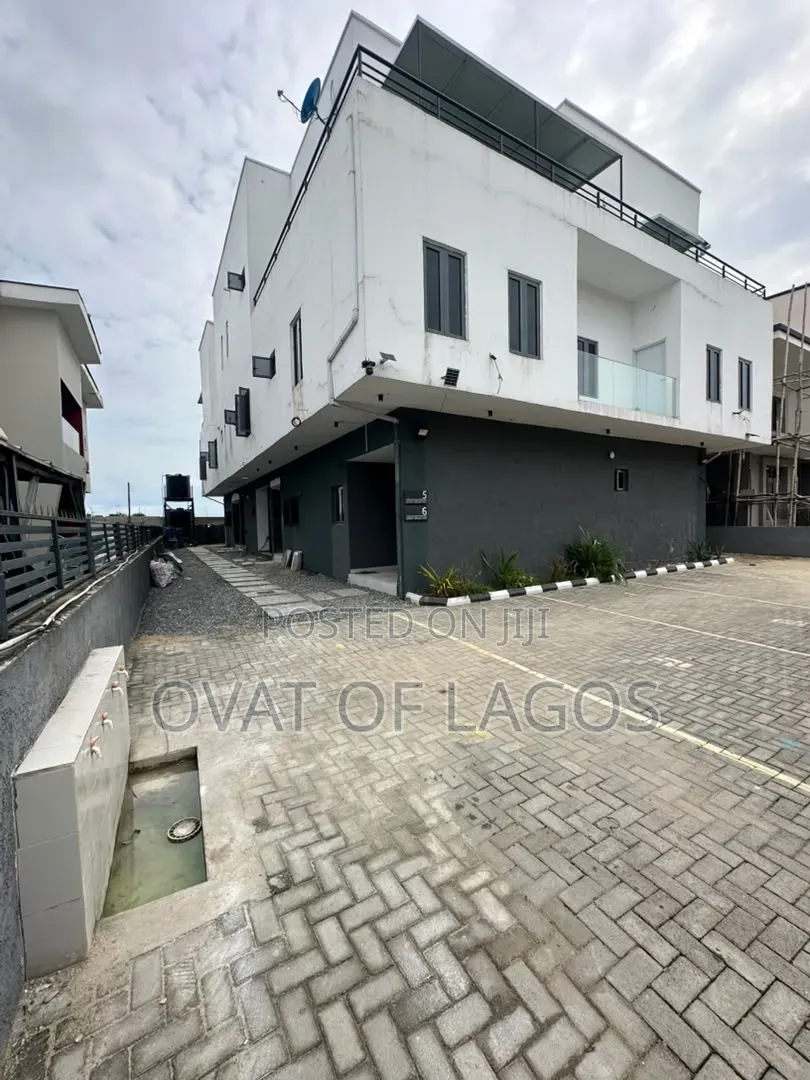 2bdrm Maisonette in Orchid, Lekki Expressway for sale