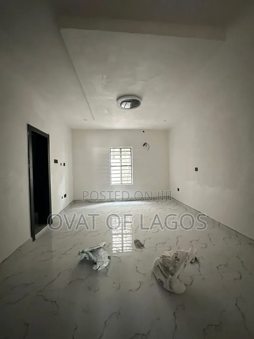 2bdrm Maisonette in Orchid, Lekki Expressway for sale