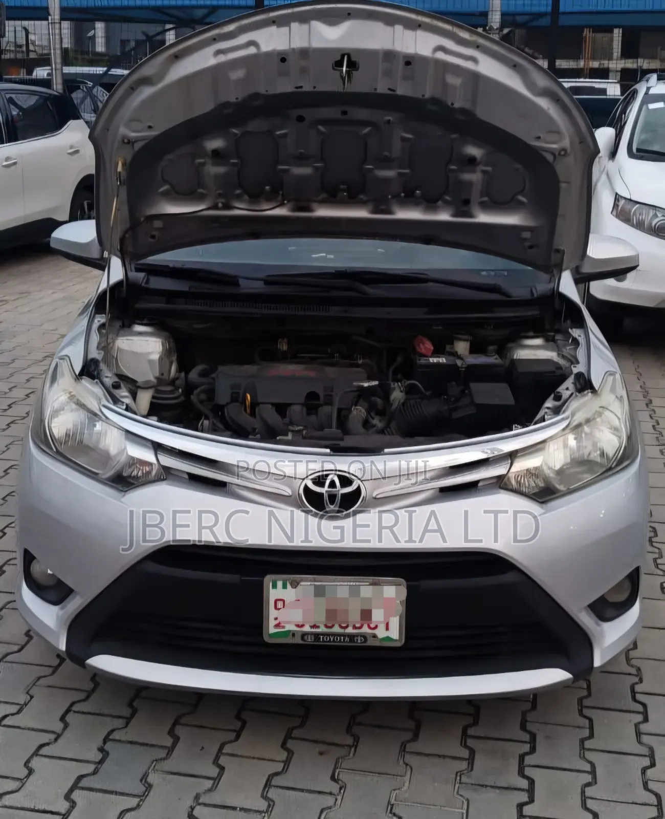 Toyota Yaris 2016 Silver
