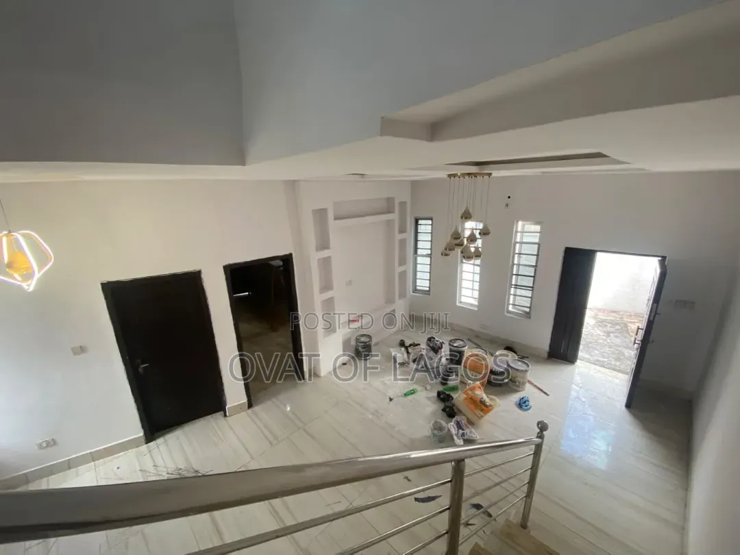 4bdrm Duplex in Thomas Estate for rent