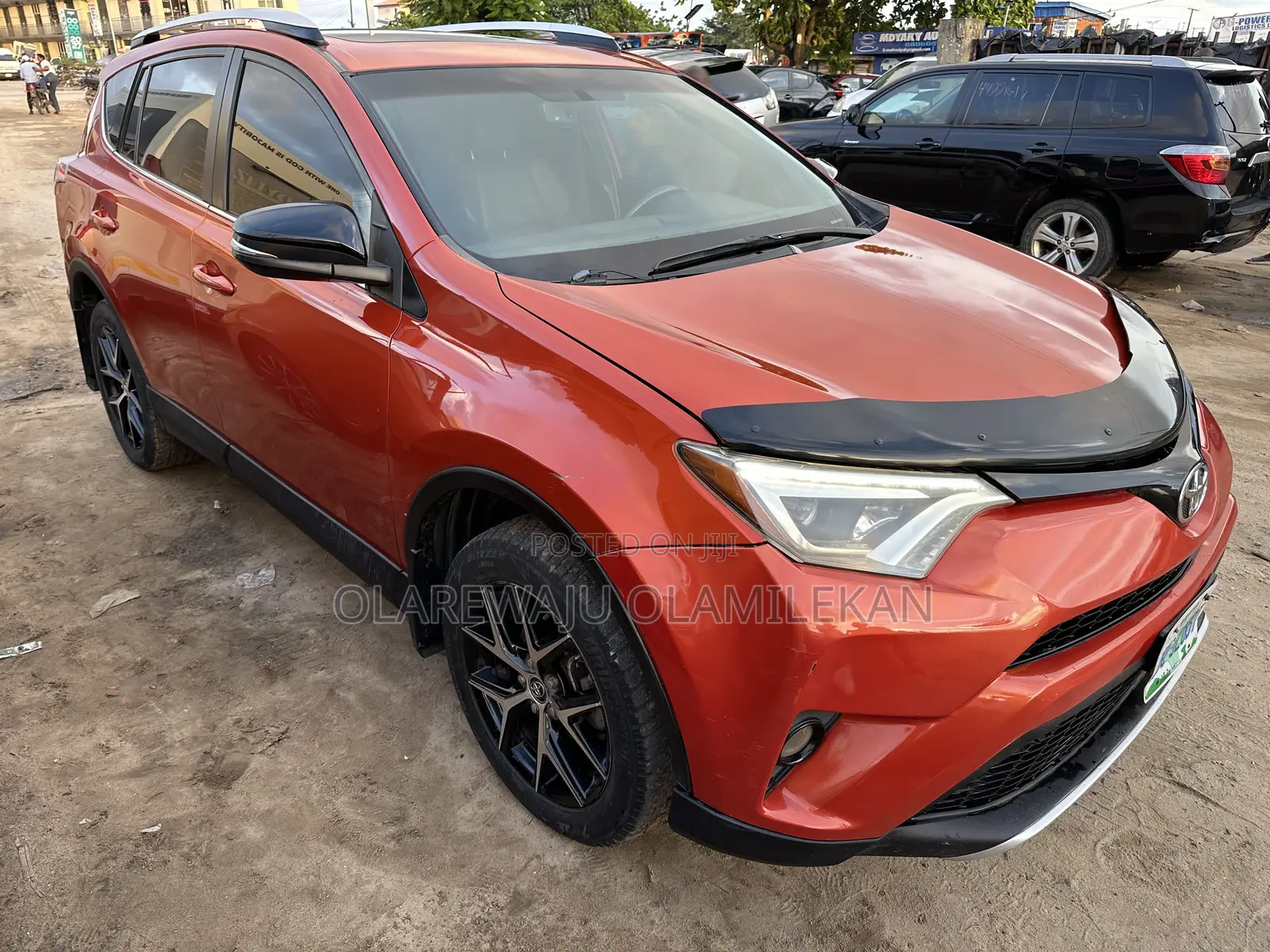 Toyota RAV4 2016 Orange