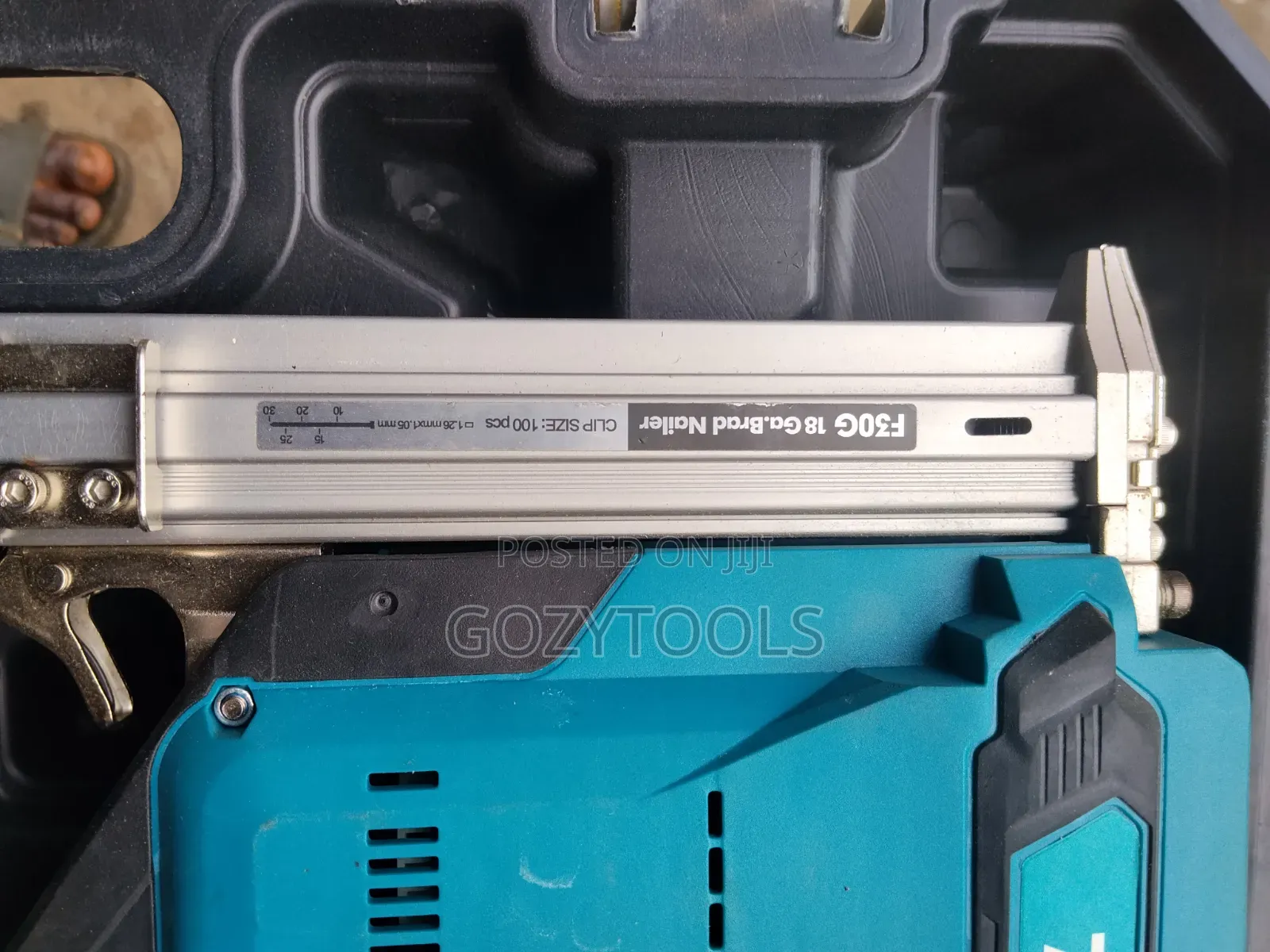 Cordless Nail Gun Machine