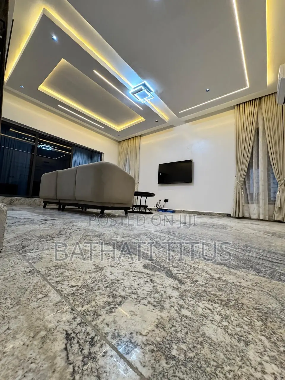 Furnished 5bdrm Duplex in Jahi for sale