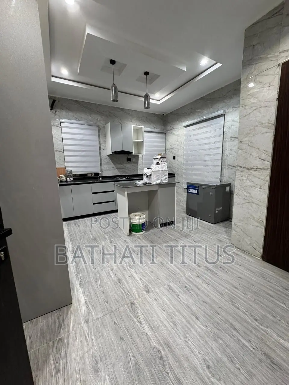 Furnished 5bdrm Duplex in Jahi for sale