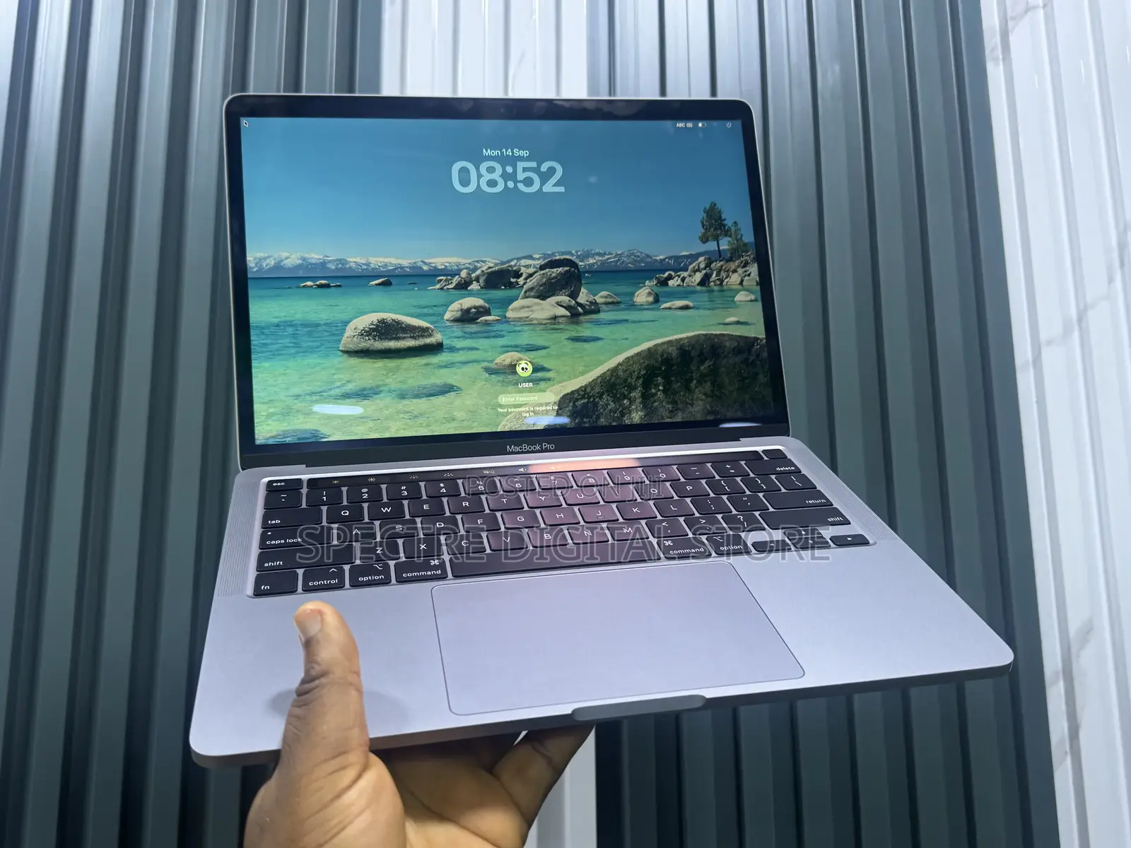 Laptop Apple MacBook Pro 2020 32GB Intel Core i7 SSD 512GB