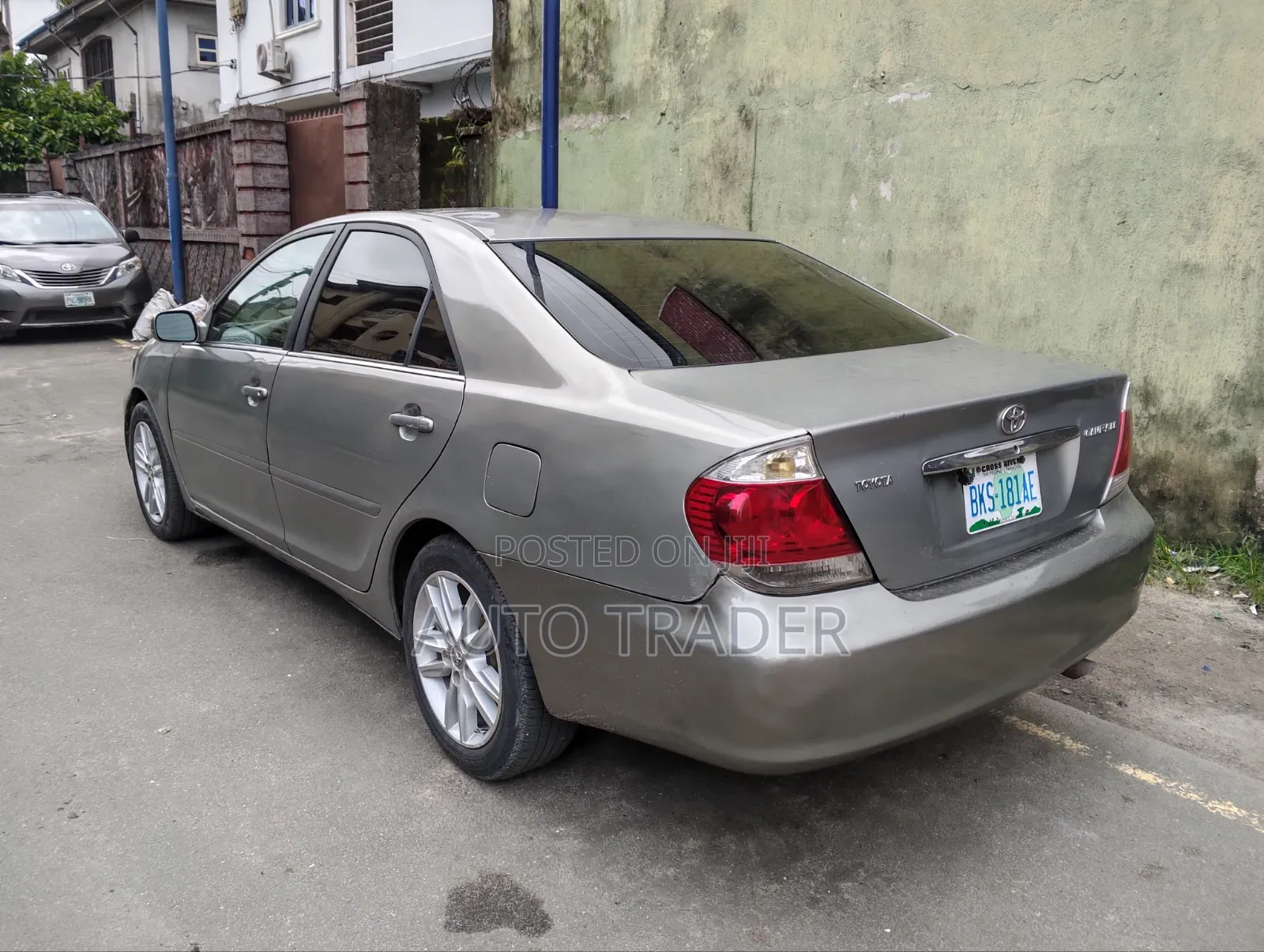 Toyota Camry 2005 Gray