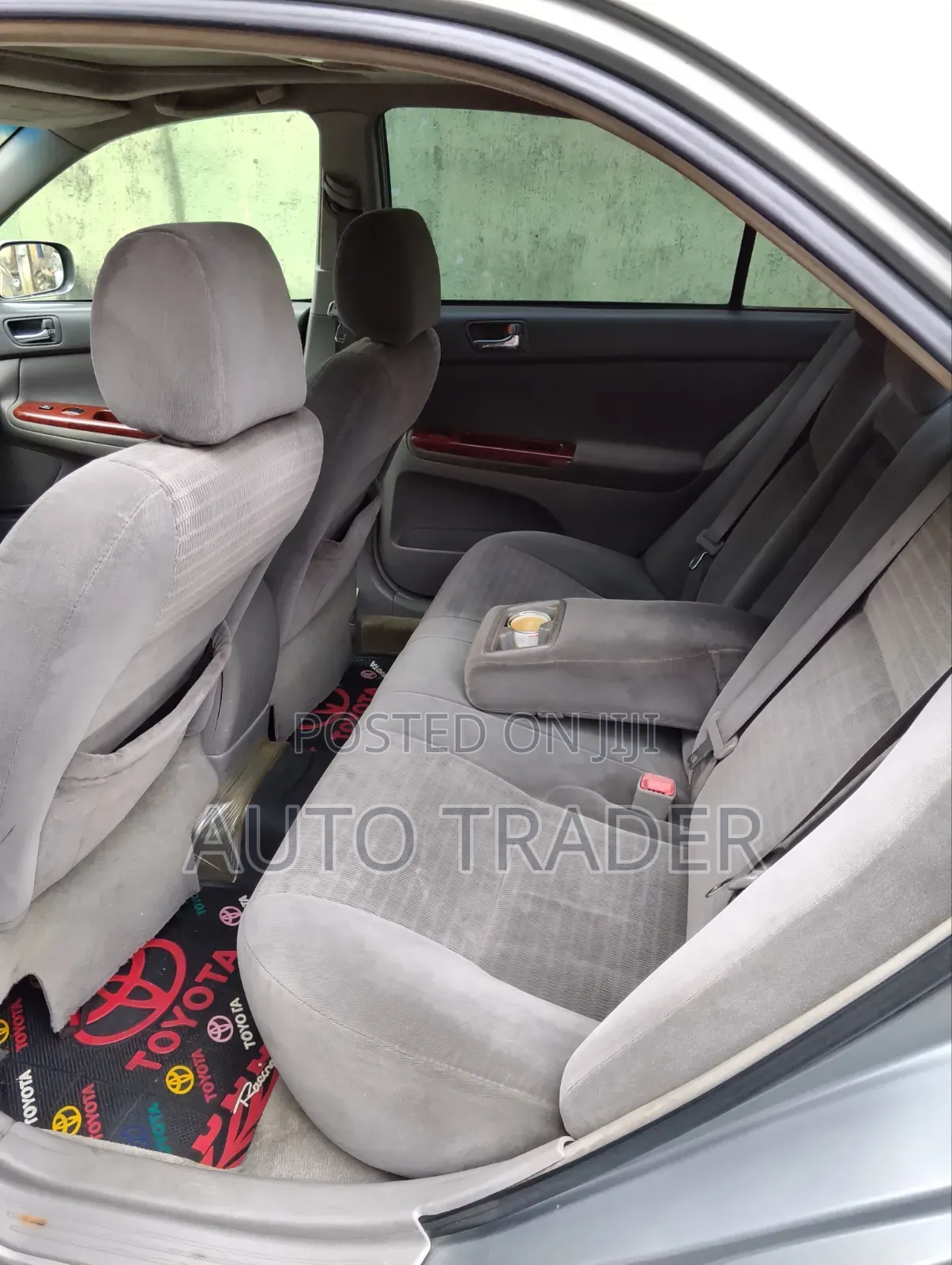 Toyota Camry 2005 Gray