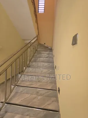 4bdrm Duplex in Magodo Phase 1 Gra for rent