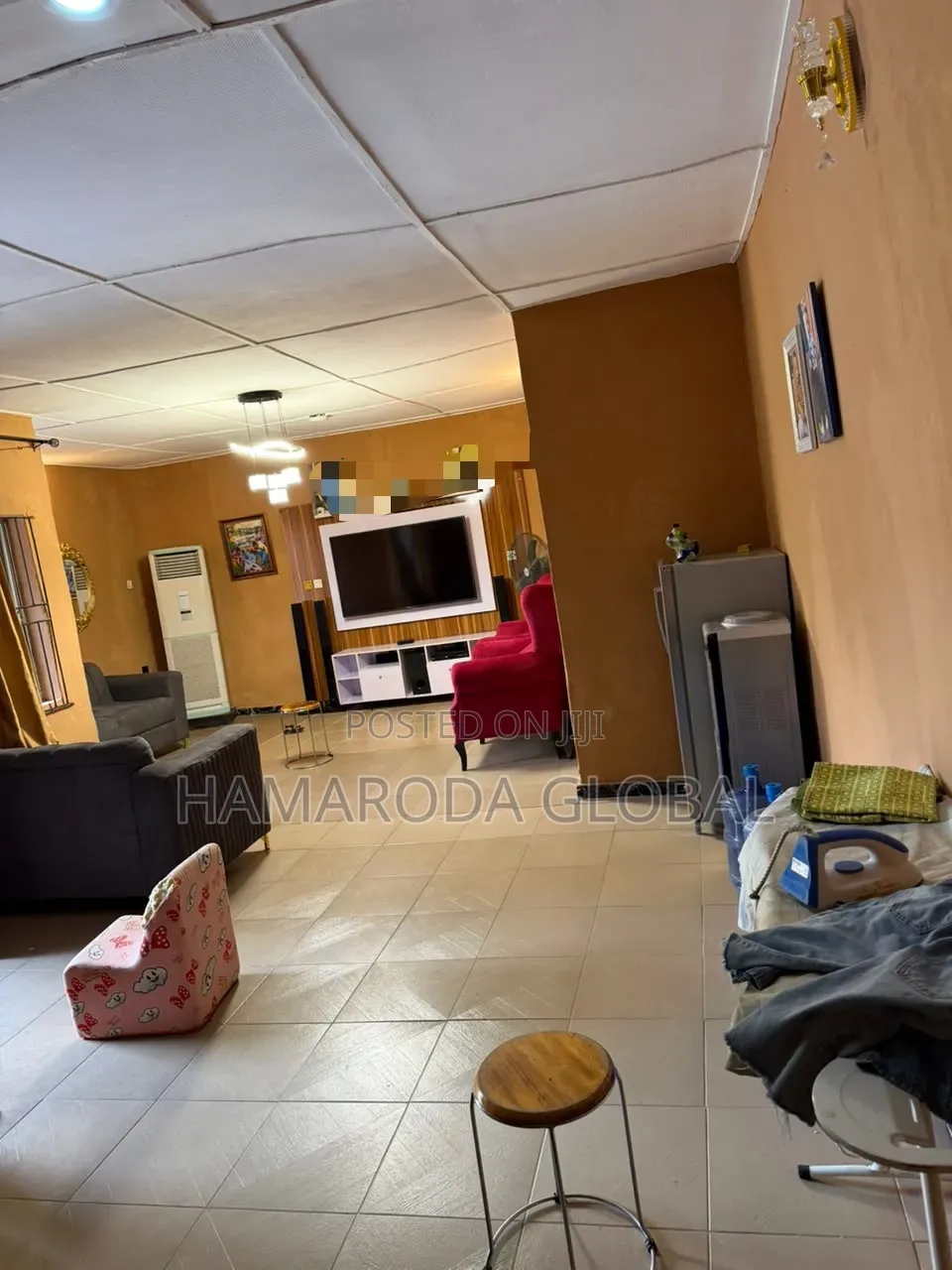 8bdrm Block of Flats in Ikotun, Governors Road for sale