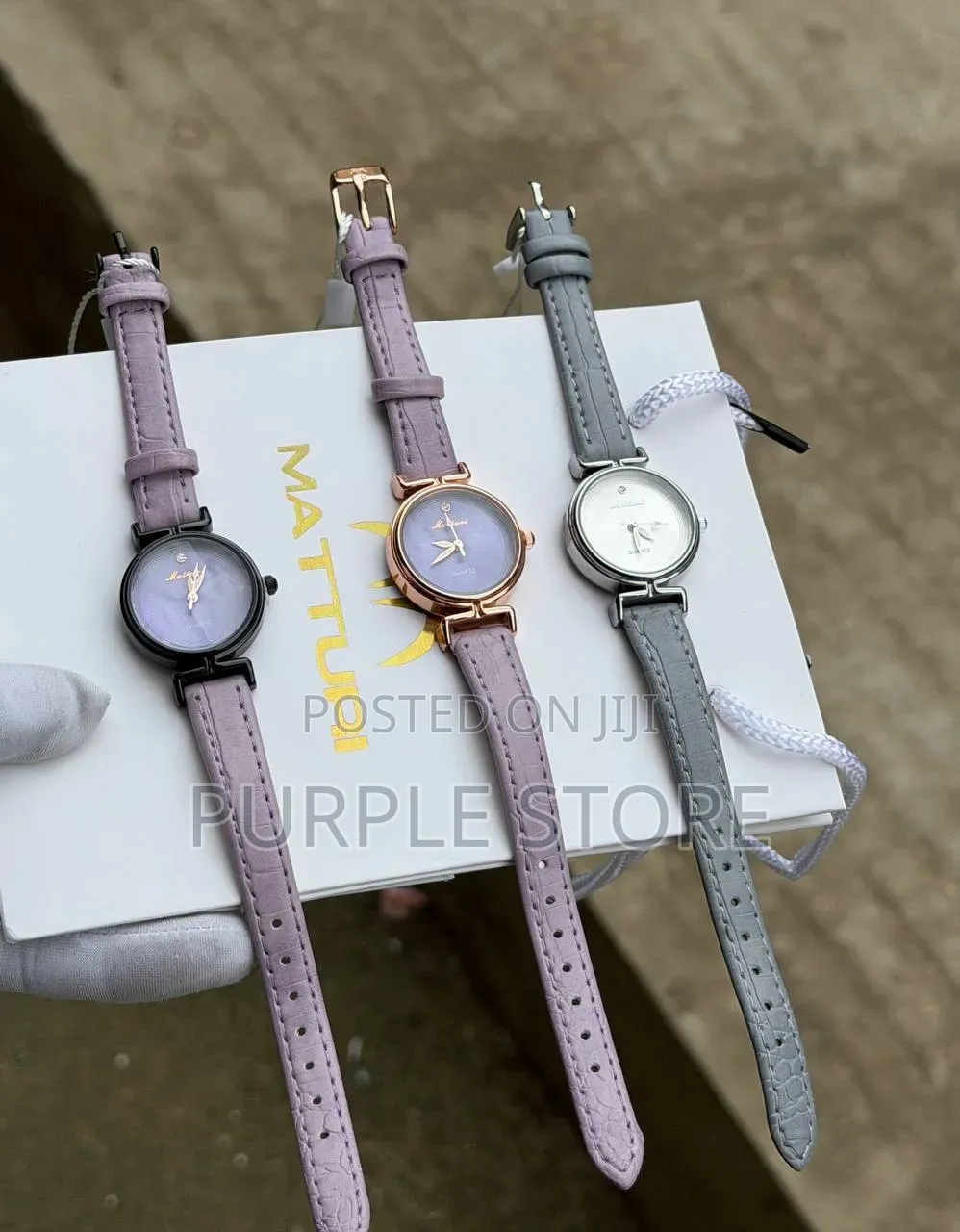 Matturi Ladies Leather Wristwatches