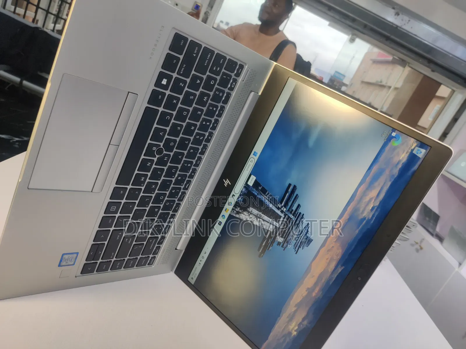 Laptop HP EliteBook 840 G5 8GB Intel Core i5 HDD 256GB