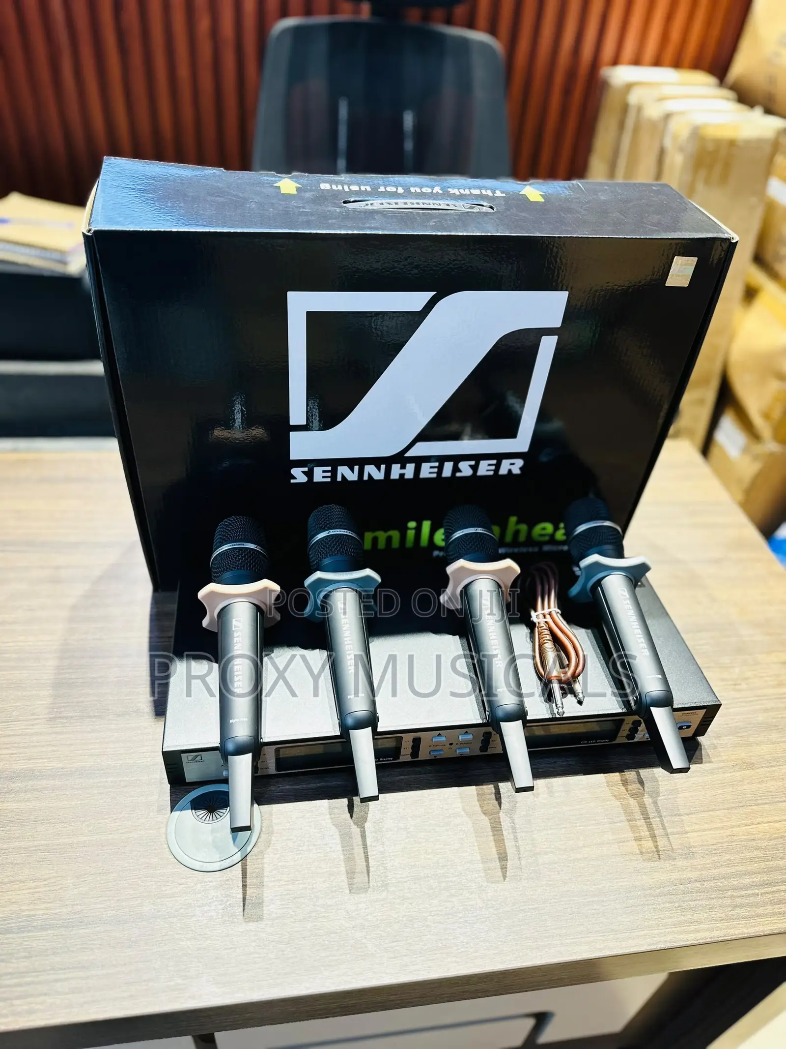 Sennheiser 4in1 Wireless Microphone System SKM9000