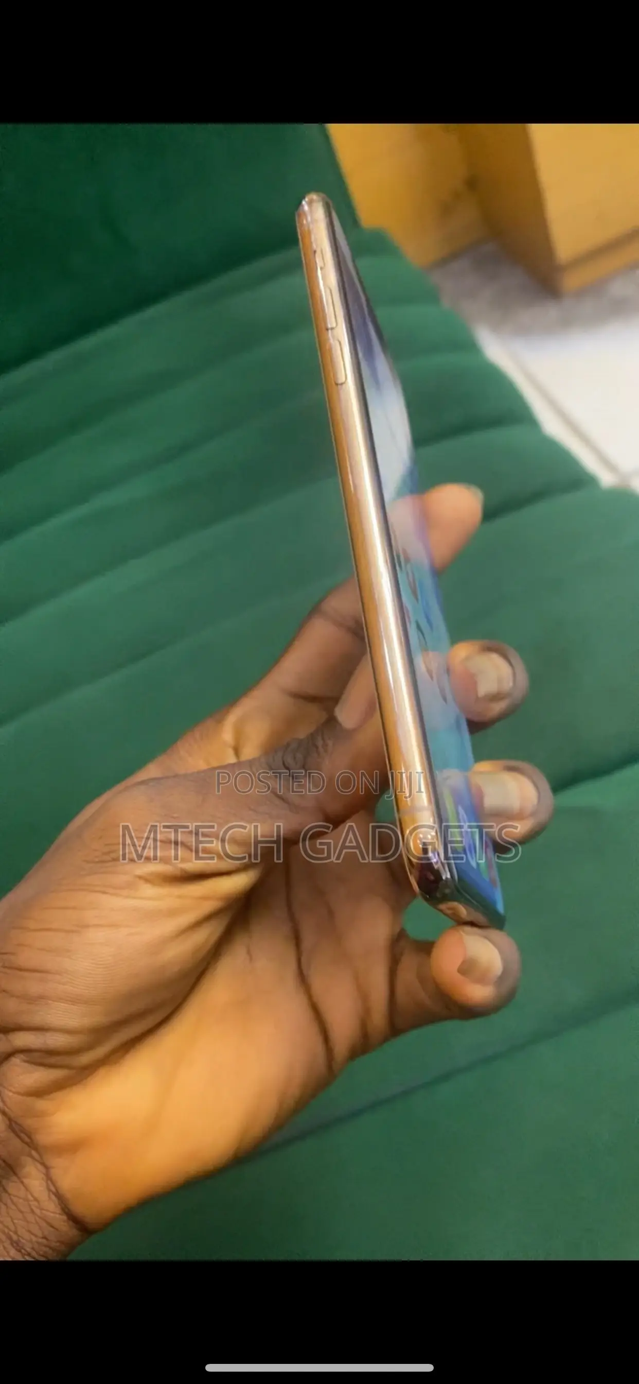 Apple iPhone 11 Pro Max 64 GB Gold