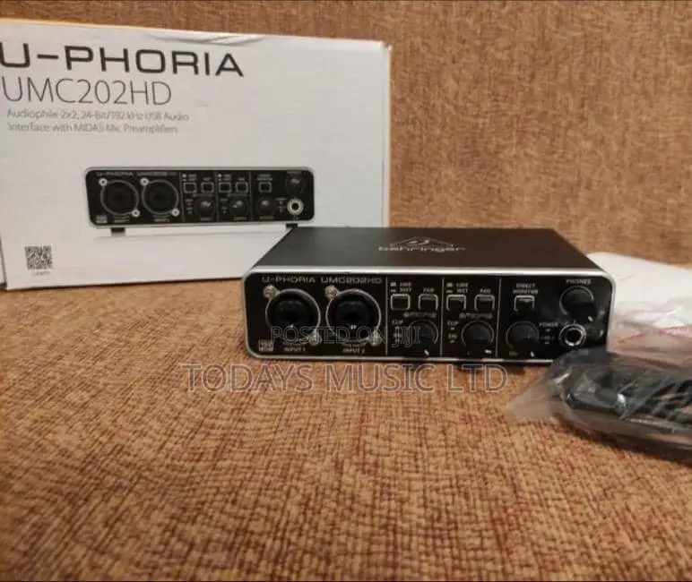 Behringer UMC202hd Soundcard