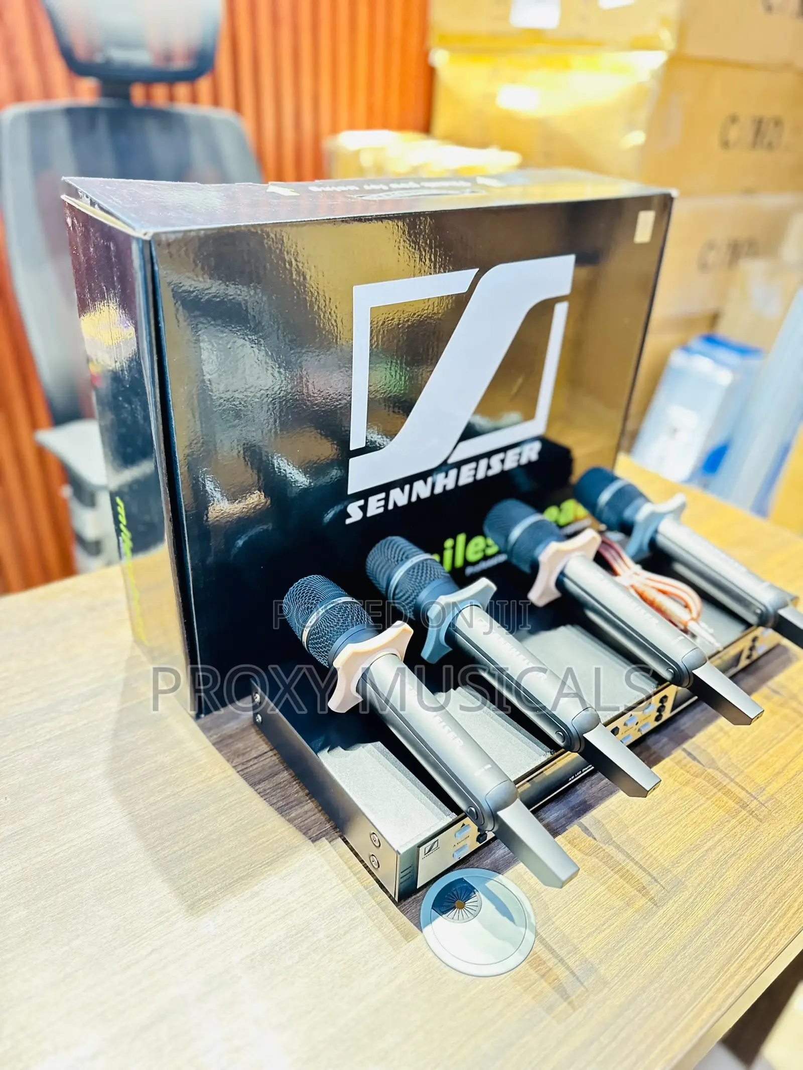 Sennheiser Skm9000 4-in-1 Professional Quad Wireless Microphone System