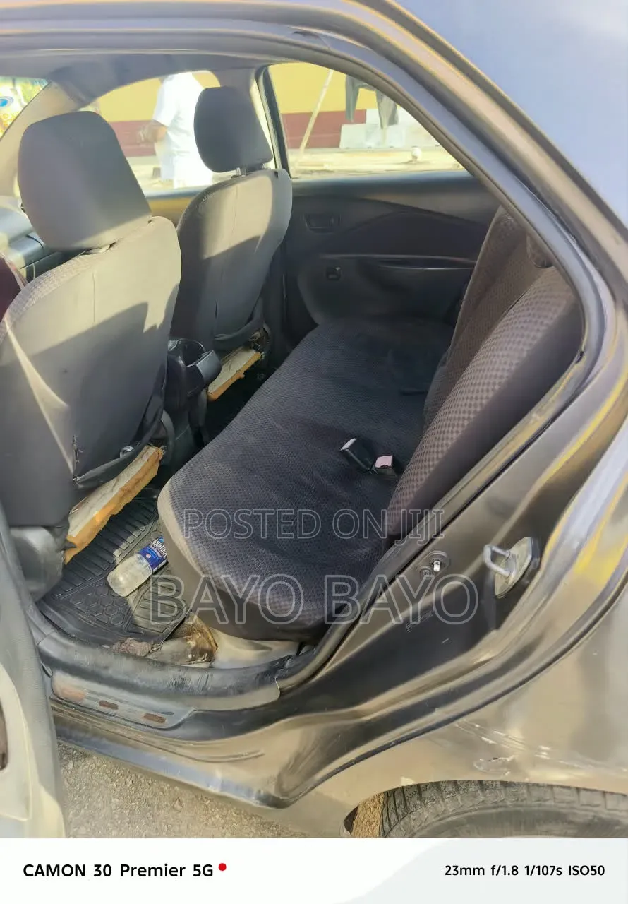 Toyota Yaris 2008 Black
