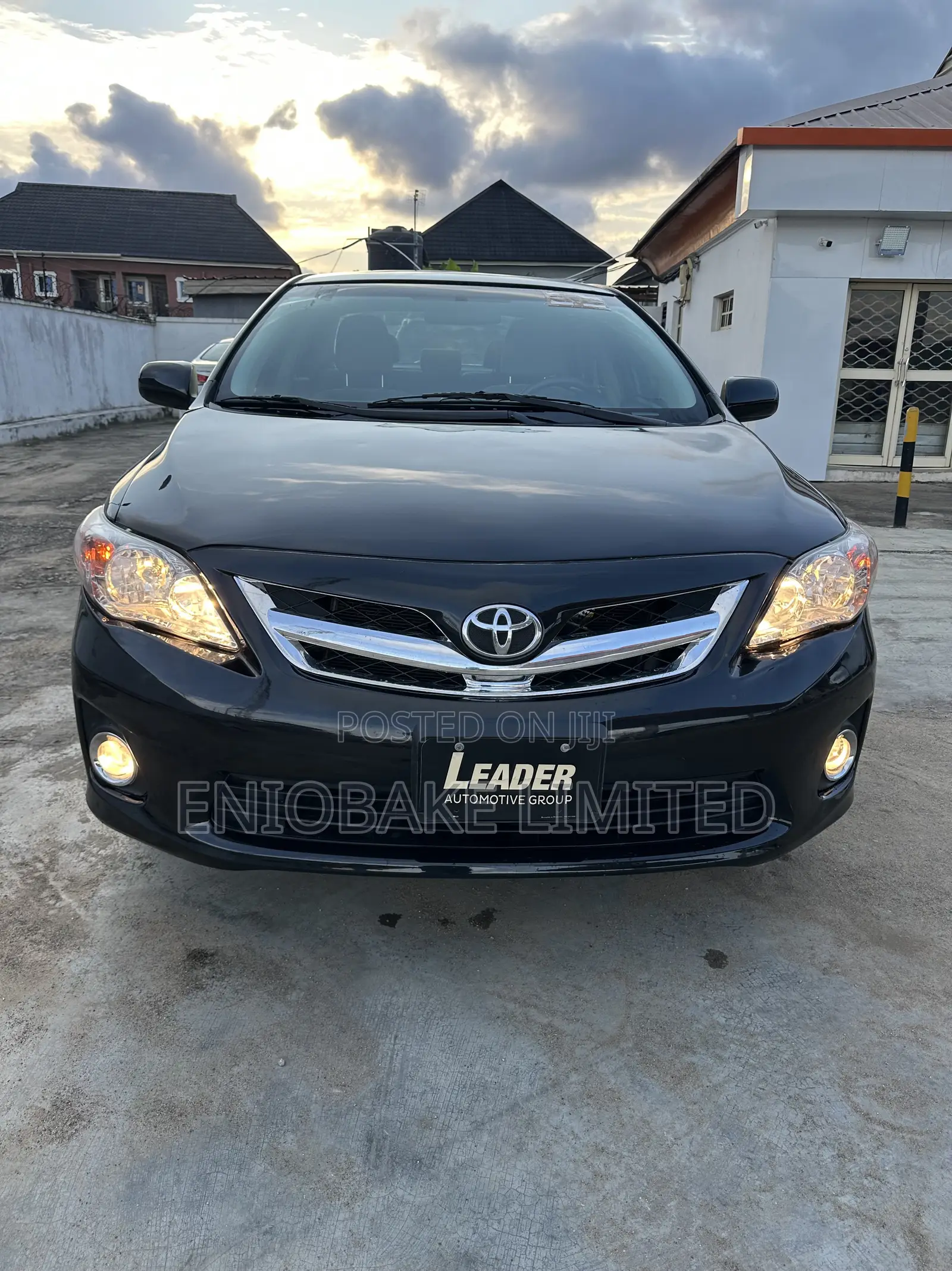 Toyota Corolla LE Special Edition 4dr Sedan (1.8L 4cyl 4A) 2013 Black