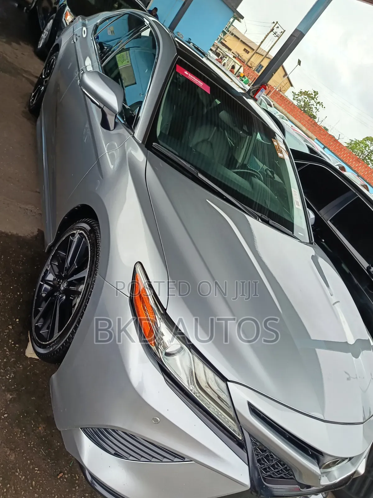 Toyota Camry 2018 Silver