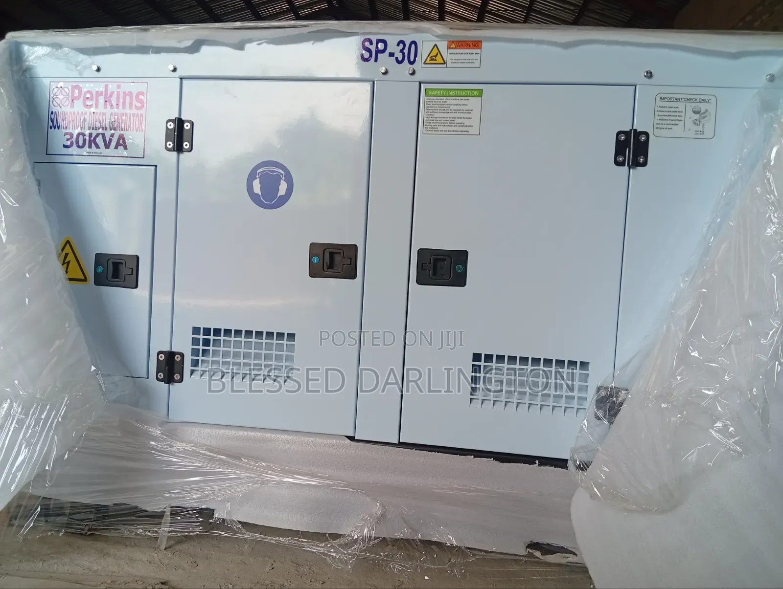 30kva Perkins Soundproof Diesel Generator 