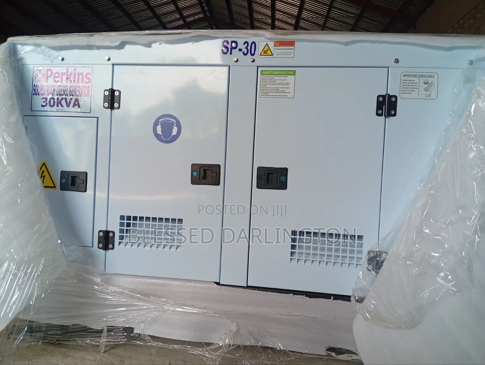 30kva Perkins Soundproof Diesel Generator 