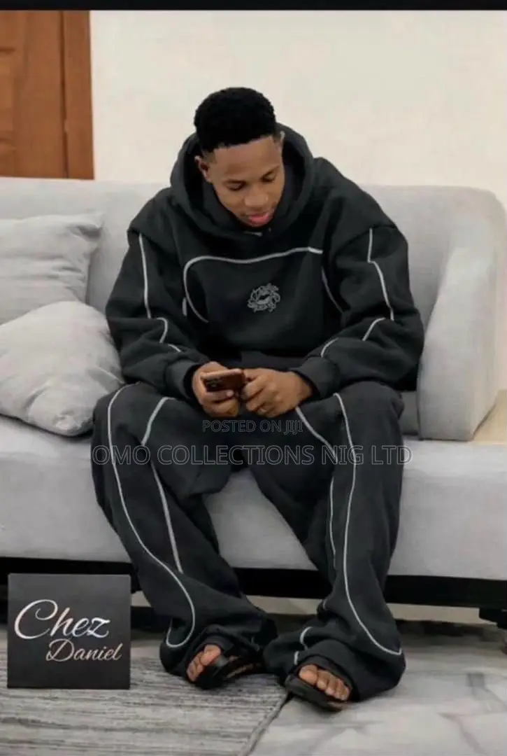 Premium Luxury Men’s Up Down Hoodie Set – Stylish 2-Piece Outfit