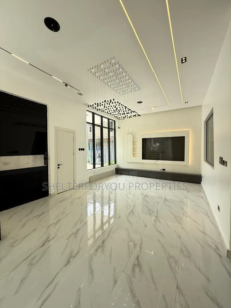 4bdrm Duplex in Off Lekki-Epe Expressway for sale