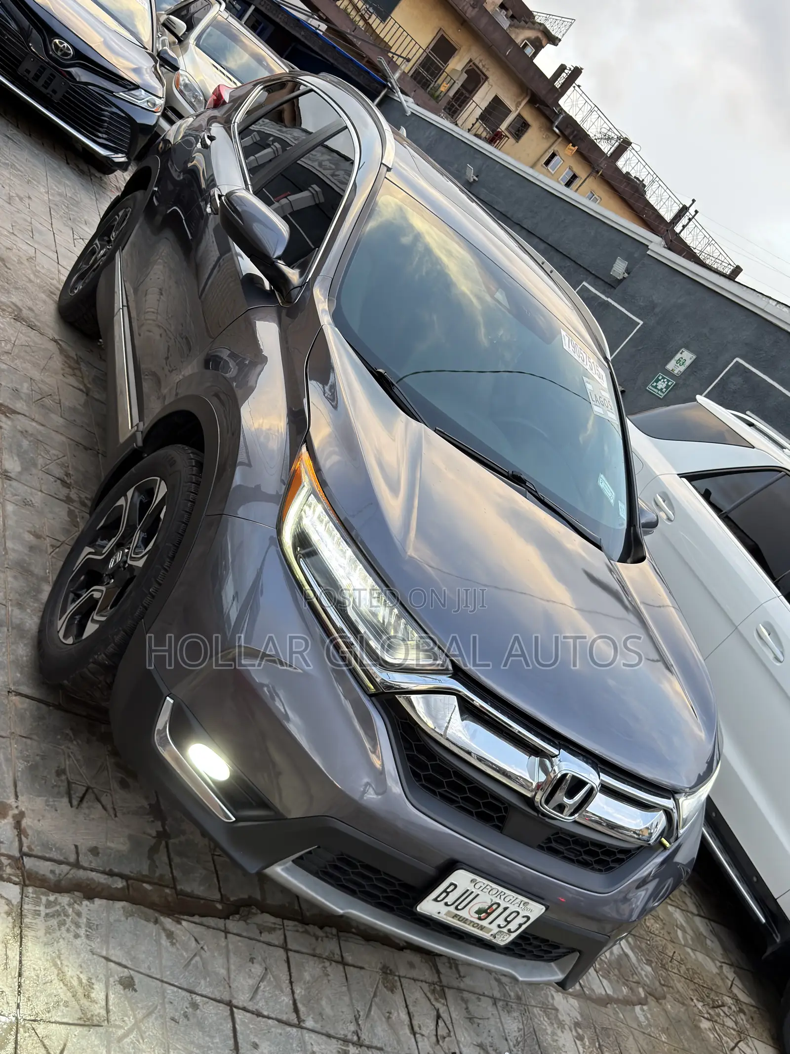 Honda CR-V Touring 4dr SUV AWD (1.5L 4cyl CVT) 2017 Gray