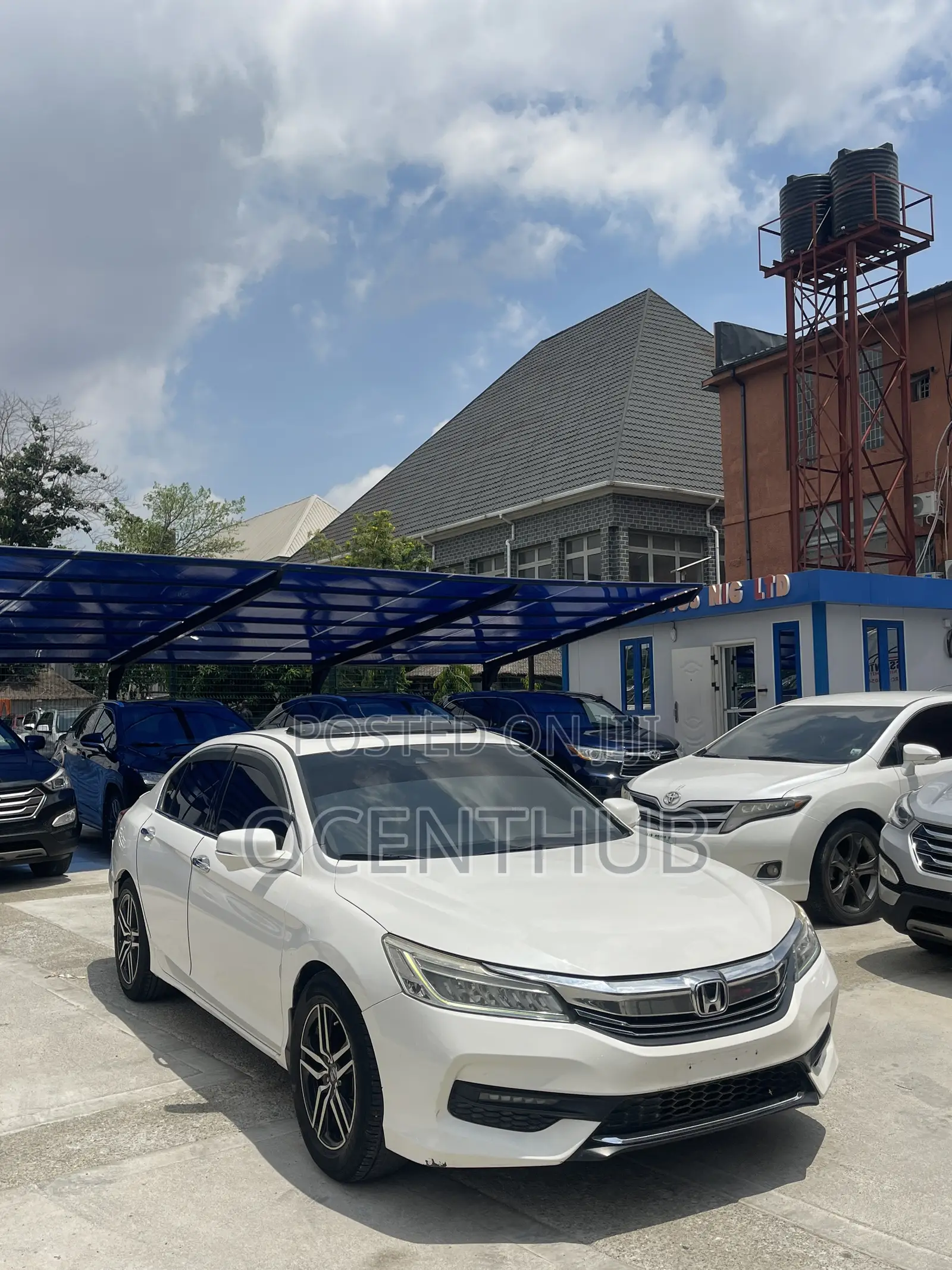 Honda Accord Touring V-6 4dr Sedan (3.5L 6cyl 6A) 2014 White