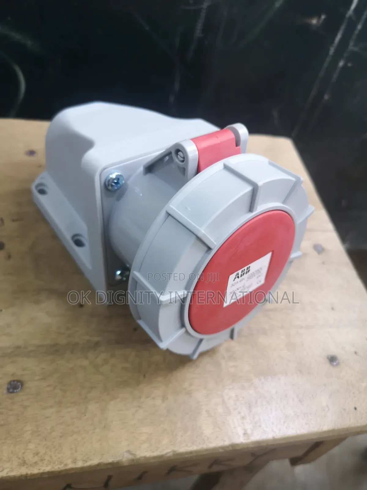 5 Pin Industrial Plug Socket – Heavy Duty 3 Phase